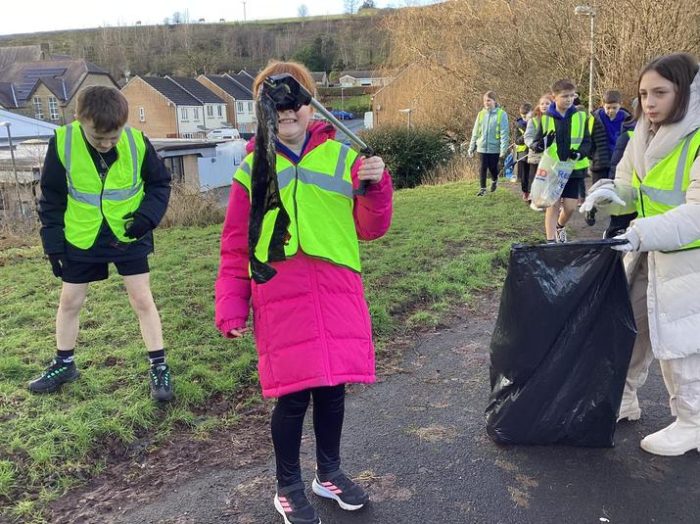 Inspire Litter Picking Heroes (36)