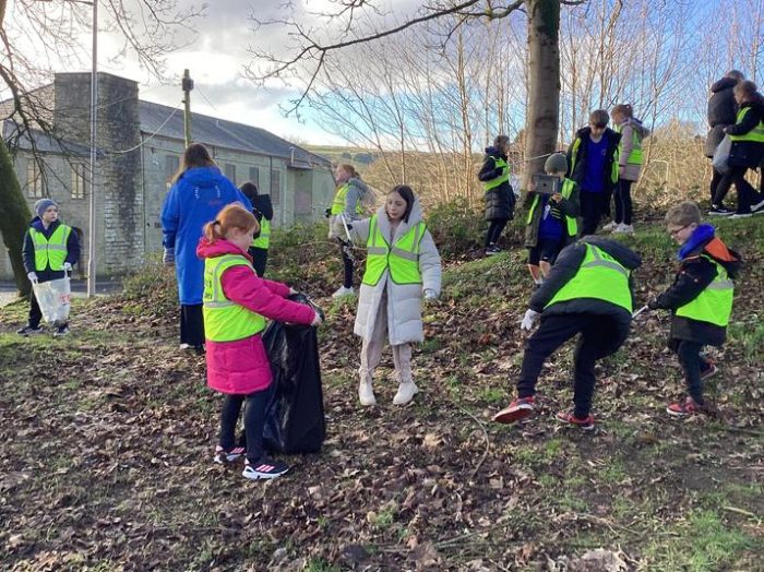 Inspire Litter Picking Heroes (70)
