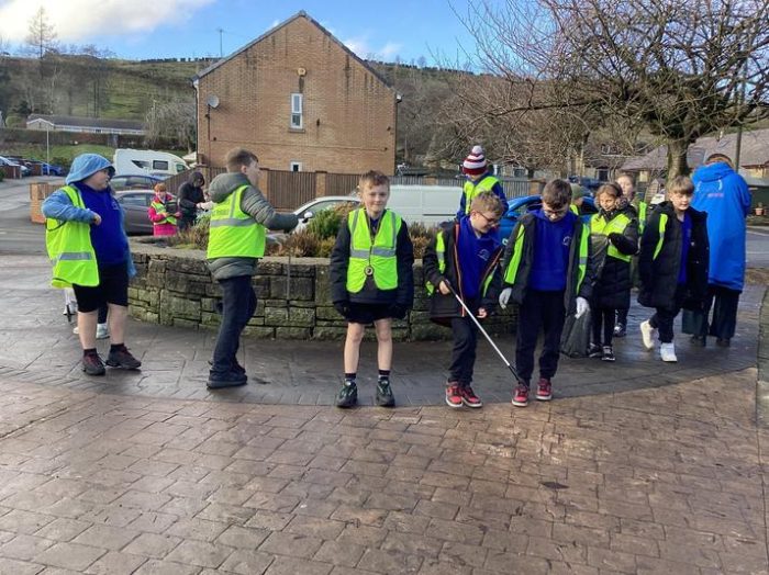 Inspire Litter Picking Heroes (79)