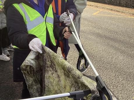 Inspire Litter Picking Heroes (88)