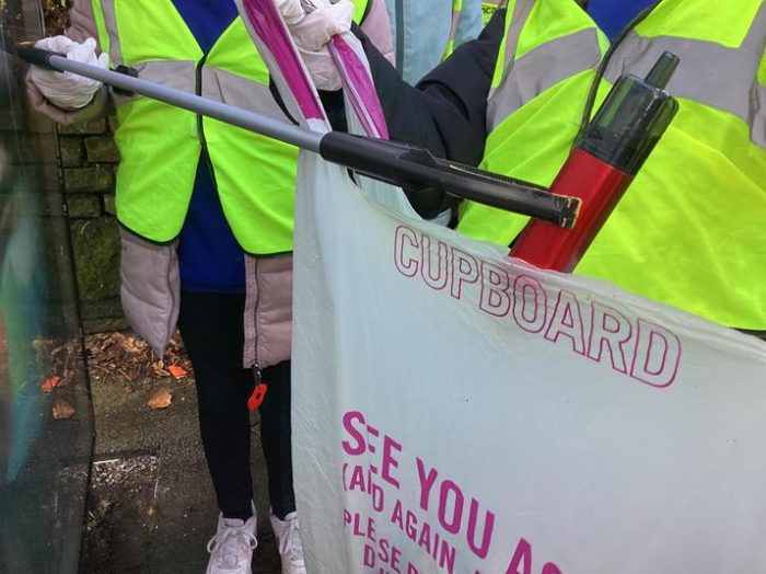 Inspire Litter Picking Heroes (90)